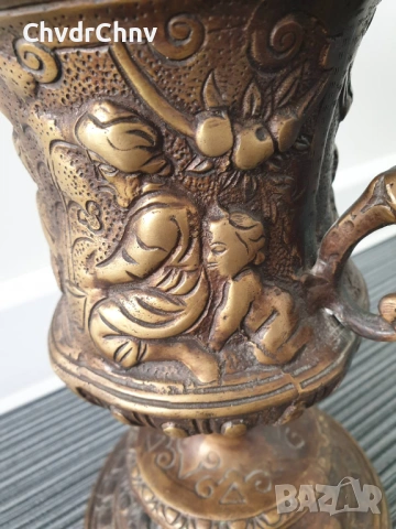 Италия 20ти век/27см-5кг/голяма стара италианска бронзова ваза с дръжки, снимка 8 - Антикварни и старинни предмети - 54193202