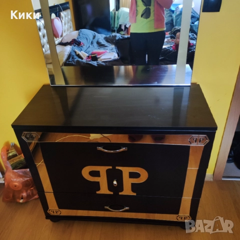 Мебели Philipp Plain и Versace, снимка 15 - Други - 52547821