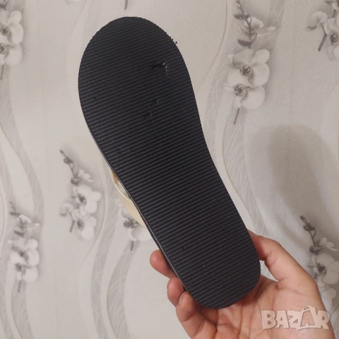 LIU JO Плажни чехли с принт номер 38 ,5, снимка 10 - Чехли - 50704572