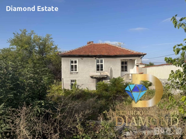 Двуетажна къща в село Бодрово, обл. Хасково