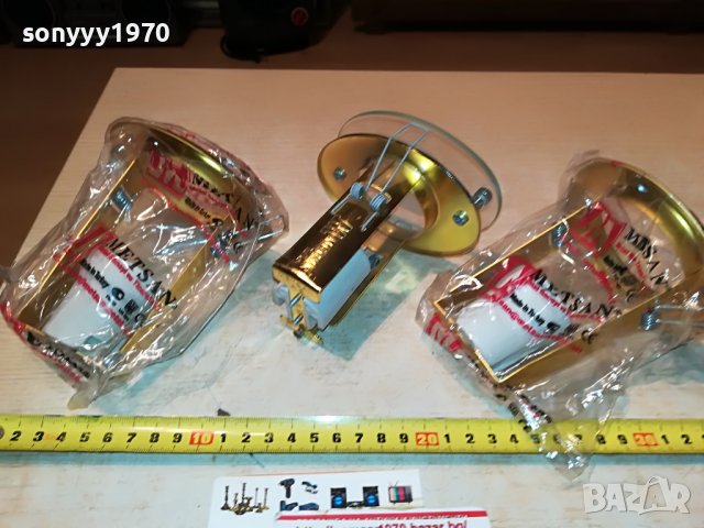 плафони-луни 3бр внос англия 2410221015, снимка 6 - Лампи за таван - 38432475