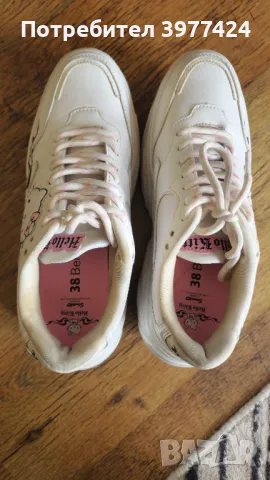 Продавам дамски кецове Hello Kitty., снимка 4 - Маратонки - 49605492