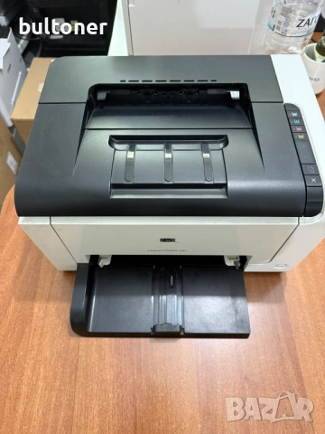 Цветен лазерен принтер HP Color LaserJet Pro CP1025 , снимка 2 - Принтери, копири, скенери - 54354130