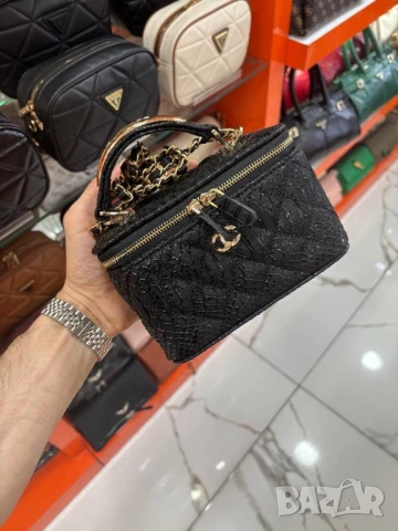 чанти / несесер chanel 