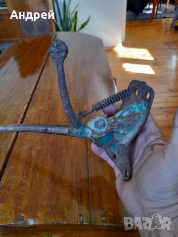 Стара стойка за мотоциклет, снимка 3 - Други ценни предмети - 36531742