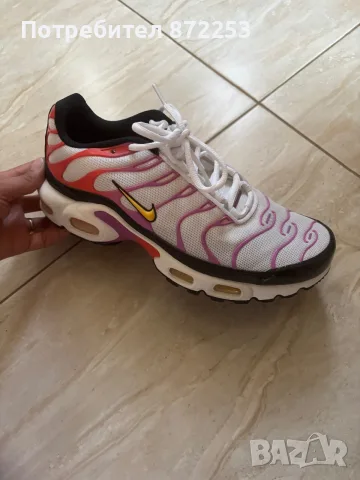 Оригинални маратонки Nike 
