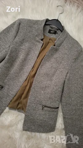 Плътно сиво меланжирано сако размер М, снимка 2 - Сака - 49236514