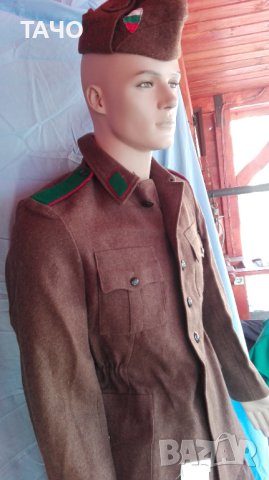 Войнишка вълнена униформа, снимка 2 - Други ценни предмети - 40003444