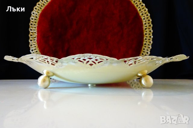 Бронзова фруктиера 26 см.,ажур,релеф,барок. , снимка 2 - Антикварни и старинни предмети - 39999015