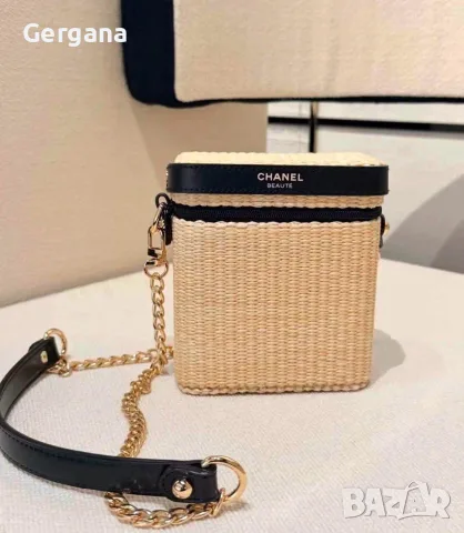 малка чанта Chanel 