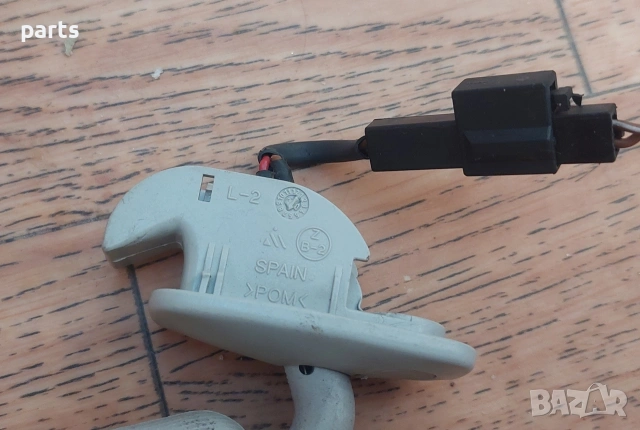 Десен Сенник VW Пасат 5 N:3272 - Сеат Леон - Шкода Супърб - 6X0857551, снимка 3 - Части - 53278640