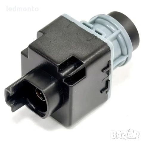 Камера за предна решетка Mercedes W212, W166 ML/GLE/GLS A0009053902, снимка 4 - Части - 53954709