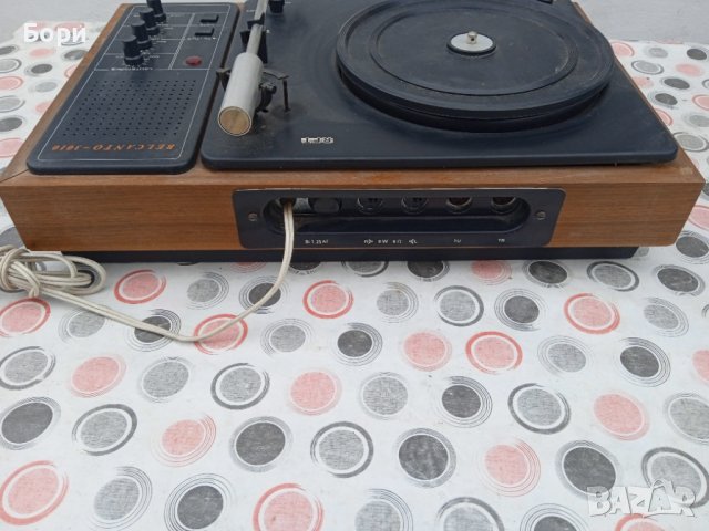 RFT BELCANTO - 3010 Грамофон с усилвател, снимка 10 - Грамофони - 39657532