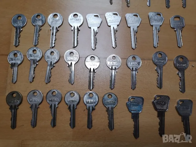 лот стари ключове