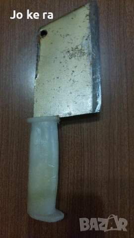 Продавам класически сатър, снимка 2 - Прибори за хранене, готвене и сервиране - 53951890