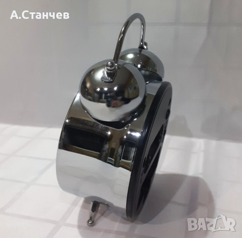 Часовник будилник с лампичка и фосфорни цифри, снимка 3 - Декорация за дома - 53225737