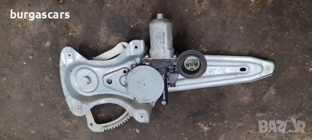 Механизъм задно стъкло ляво дясно 85720-0D120 Toyota Auris -100лв