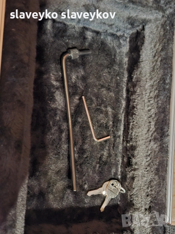 Електрическа китара Jackson JS32 King V с Floyd Rose/Флойд Роуз, снимка 6 - Китари - 52899625