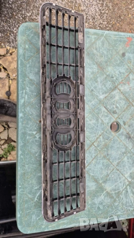 маска решетка Ауди Audi а4 б6 A4 B6 maska reshetka, снимка 2 - Части - 47919170