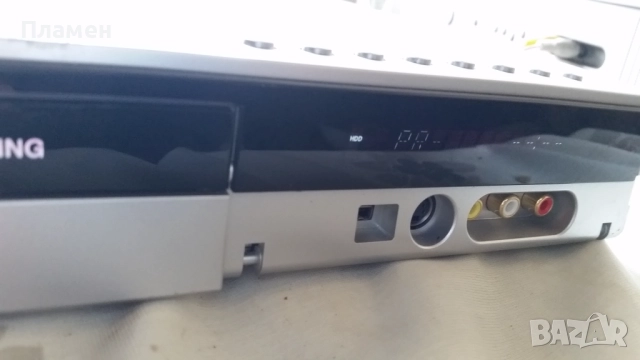 DVD HDD Recorder Medion Md 81335, снимка 2 - Плейъри, домашно кино, прожектори - 51445192