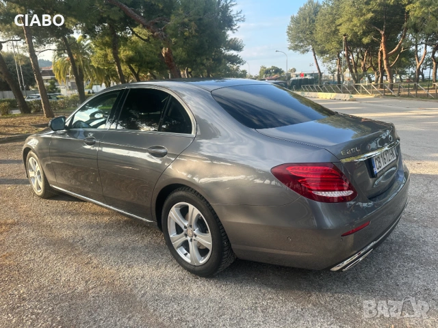 Mercedes-Benz E 200 4MATIC, снимка 3 - Автомобили и джипове - 54165632