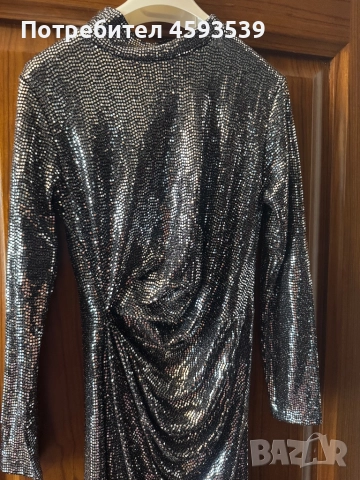 Блестяща рокля в сребрист цвят, снимка 2 - Рокли - 51700589