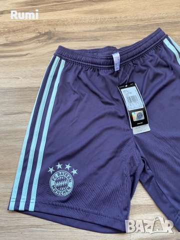 Оригинални нови панталони Adidas Bayern Munchen ! 128,152 р, снимка 7 - Детски къси панталони - 36679400