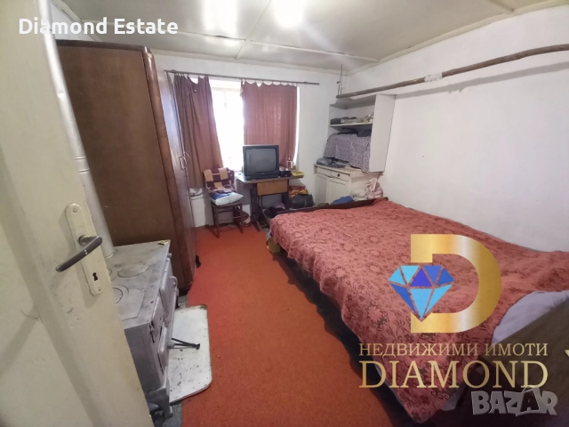 Двуетажна къща в село Хлябово, общ. Тополовград, снимка 10 - Къщи - 52153825