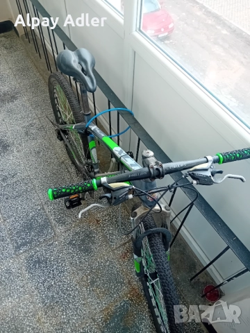 Велосипеда е много поддържан като чисто нов е , снимка 4 - Велосипеди - 52591777