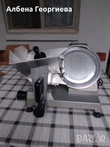 Професионална слайс машина - 250 мм, снимка 17 - Обзавеждане на кухня - 52083345