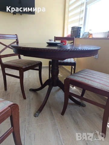 Кръгла старинна маса с 4 стола, снимка 8 - Маси - 54102091