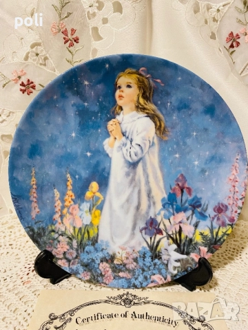 порцеланова чиния за стена 