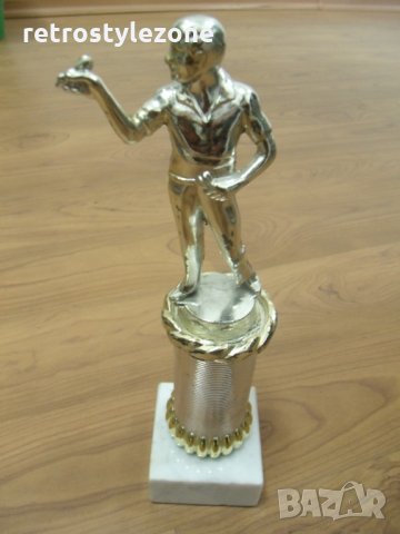 № 1270 стара фигура статуетка  - височина 25 см   - синтетика / пластмаса , метал , снимка 2 - Други ценни предмети - 29256186