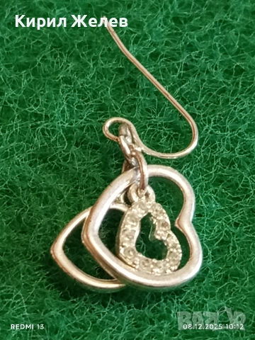 Елегантна сребърна обеца във формата на сърце с инкрустирани кристали 40017