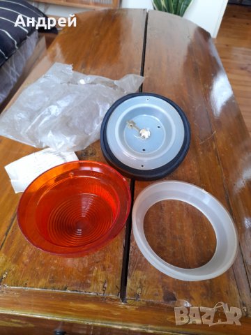 Стар мигач за Ниса,Варшава 223, снимка 5 - Други ценни предмети - 40337052