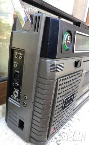 💥Sharp GF-8080 -Работещ на радио и на  касета!, снимка 2 - Радиокасетофони, транзистори - 55772434