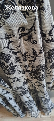 Рокля с цип на цветя на рози М размер с цип деколте , снимка 9 - Рокли - 40521534