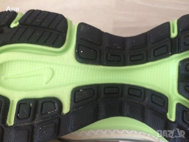 Дамски маратонки Nike Air, снимка 3 - Маратонки - 38411754