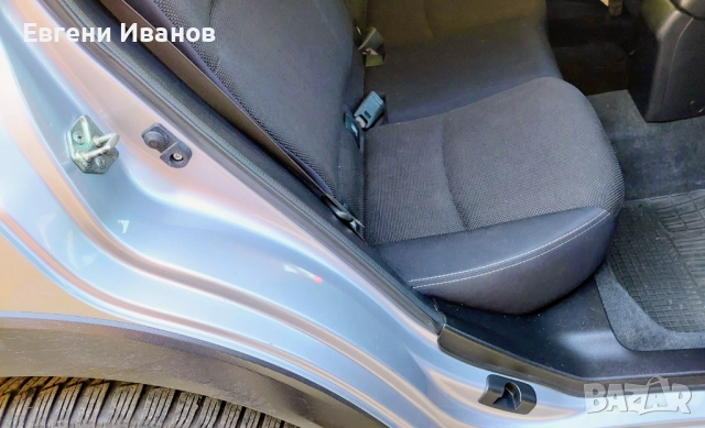 ПРОДАВАМ Субару ХВ 2.0 i/150 к.с.АВТОМАТ! РЕГИСТРИРАНО !, снимка 8 - Автомобили и джипове - 52511833