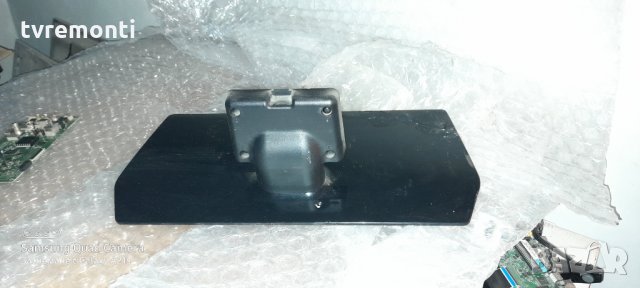 TV стойка за Телевизор Hitachi модел 40HE4001, снимка 4 - Стойки, 3D очила, аксесоари - 31719785