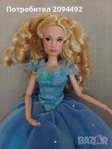 Оригинална Disney Store Дисни кукла Пепеляшка , снимка 2 - Кукли - 54256948
