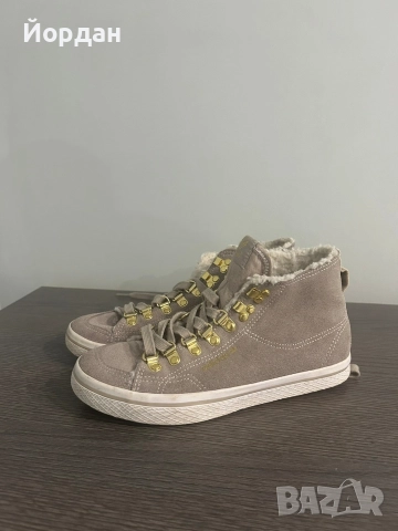 Зимни кецове Adidas