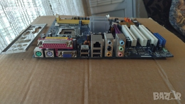 Дънна платка ASRock 775i945GZ Socket 775 CPU+FAN+RAM