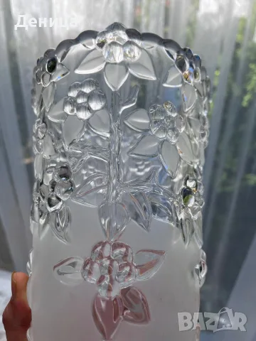 Ваза от Walther Glas от серията Carmen Satin с красив релефен  дизайн от матово и прозрачно стъкло, снимка 14 - Вази - 56218918