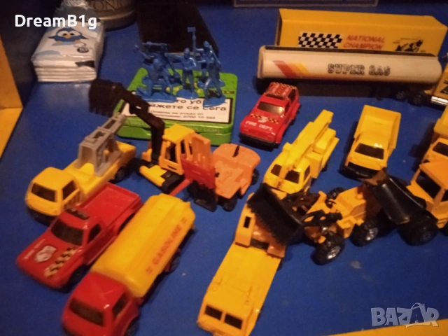 Колички за игра, снимка 8 - Коли, камиони, мотори, писти - 54323391