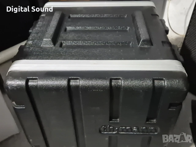 Thomann rack case 19" 8u