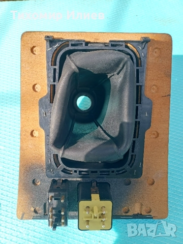 Конзола скоростен лост за Мерцедес 190, снимка 10 - Части - 52033182