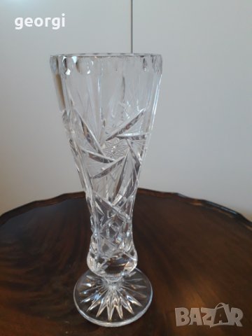 Кристална ваза