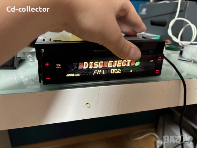 JVC CHAMELEON DISC, снимка 2 - Радиокасетофони, транзистори - 52159874