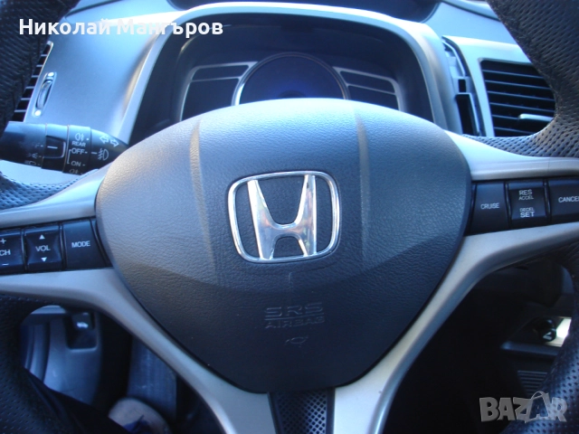Honda Civic 1.8 за части, снимка 7 - Автомобили и джипове - 52685453